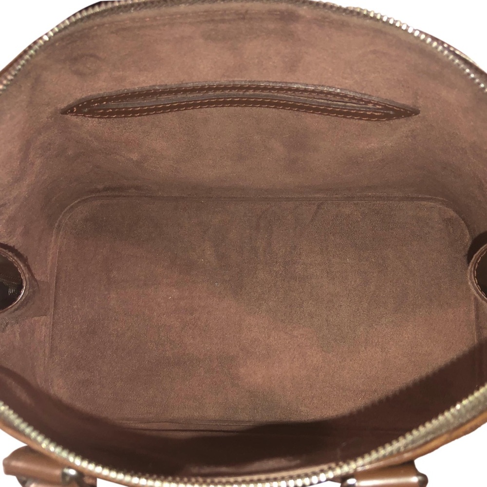 LOUIS VUITTON Mocha Dark Brown Epi Alma with Shoulder Strap Palladium Hardware - Picture 15 of 17